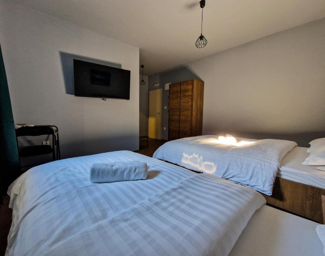 Xxl Rooms Ossero Esterno foto